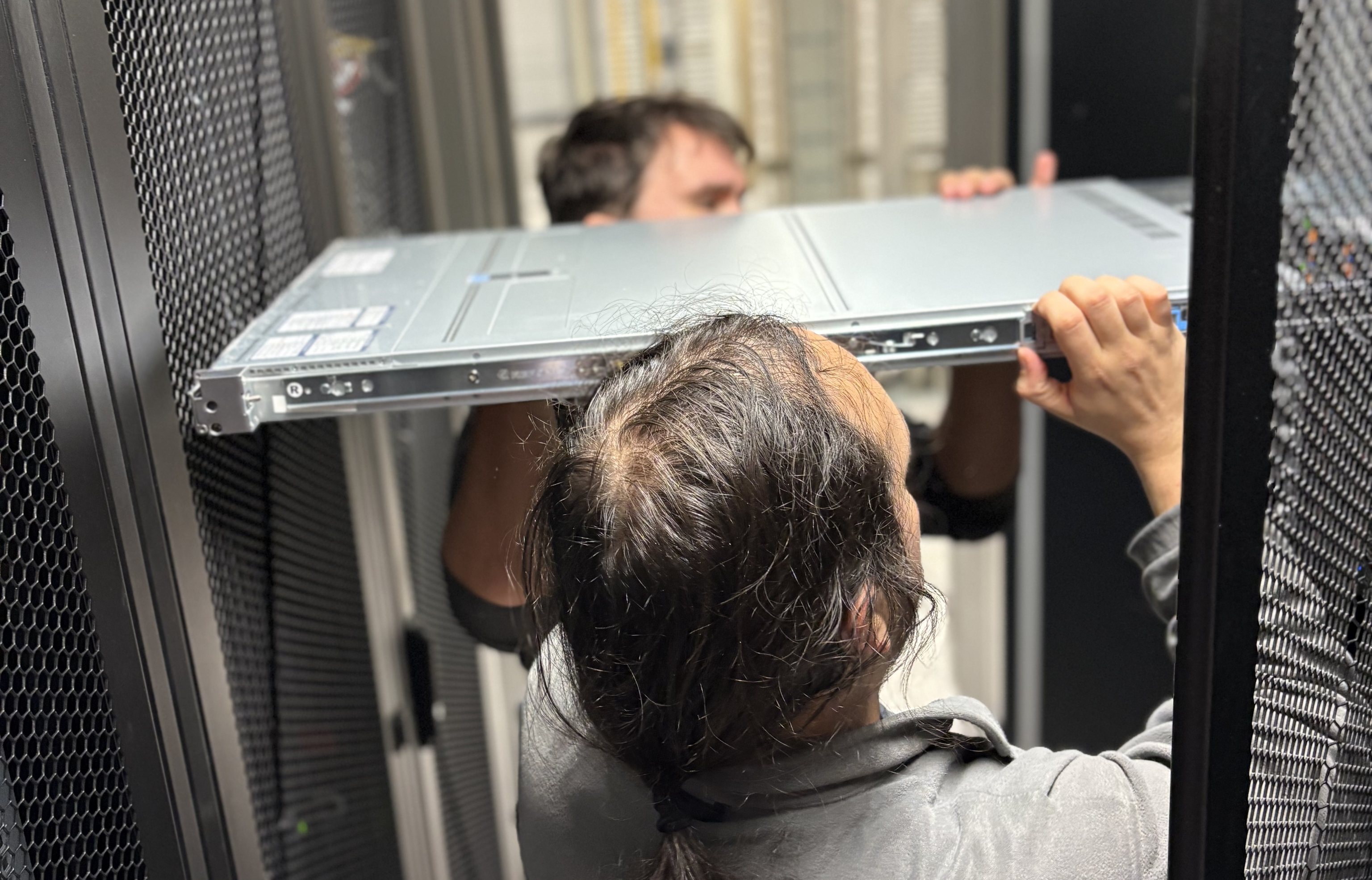 hebergement local grenoble webu